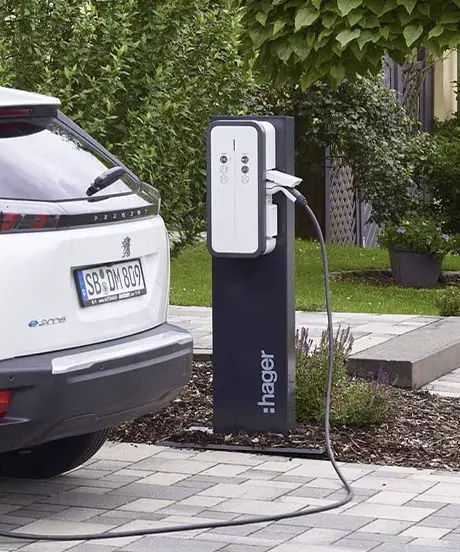 Borne de recharge sur un parking privé à Toul 54200