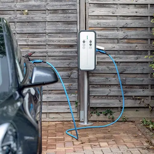 Borne de recharge sur un parking privé à Toul 54200